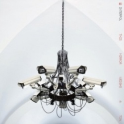 This mirror weighs a ton (cd)