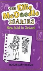 The Ellie McDoodle Diaries 4: New Kid in School